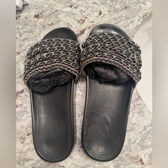 Chanel Slides Serial #G31627 size 7, Limited Edition. - Picture 15 of 15